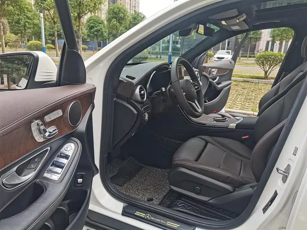 Mercedes-Benz GLC 2022 facelift GLC 300 L 4MATIC luxury model купить на сайте DeffCars