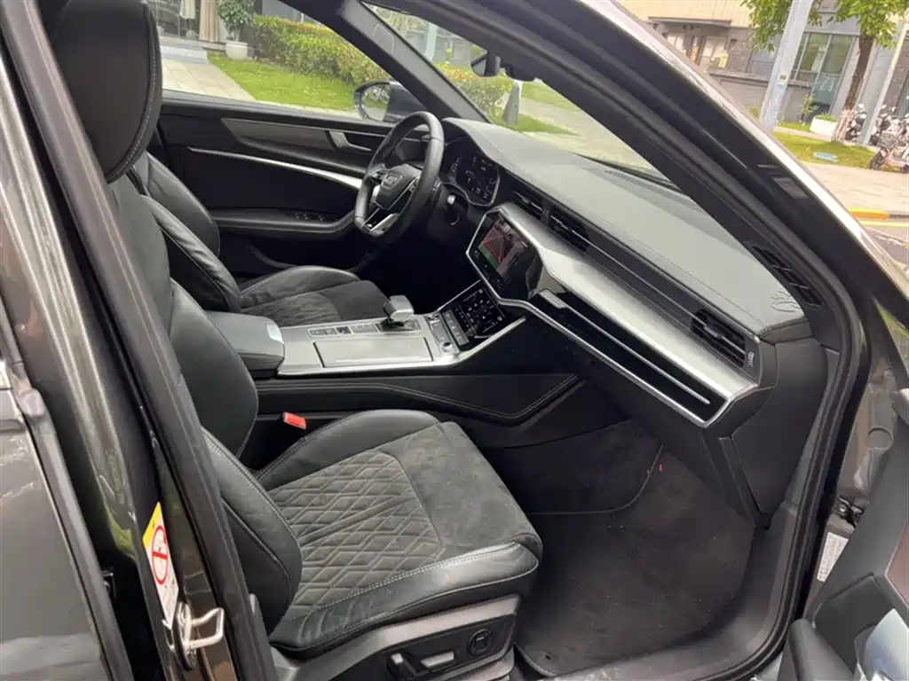 Audi A6L 2021 55 TFSI quattro exclusive dynamic model купить на сайте DeffCars