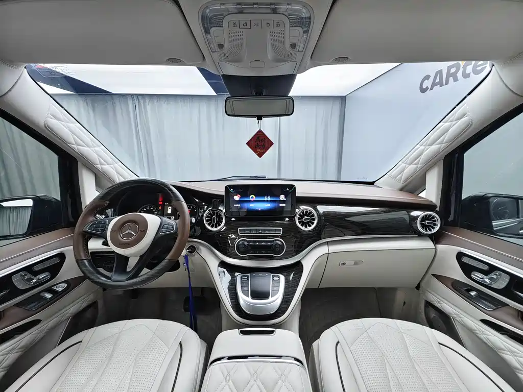 Vito 2021 2.0T Business Edition 7 seats купить на сайте DeffCars