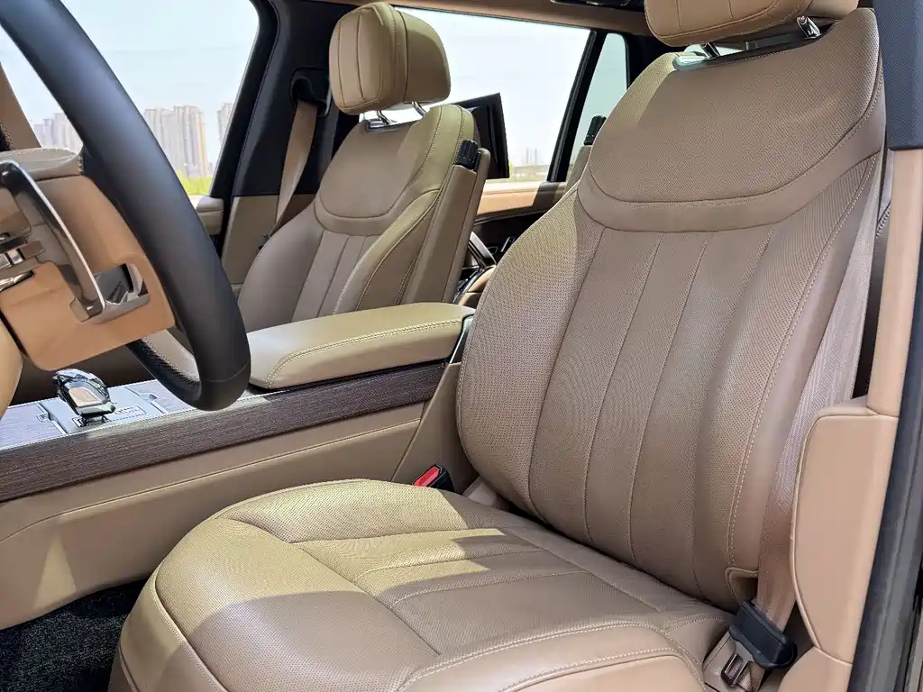 Range Rover 2024 3.0 L6 400PS Genesis Extended Edition купить на сайте DeffCars