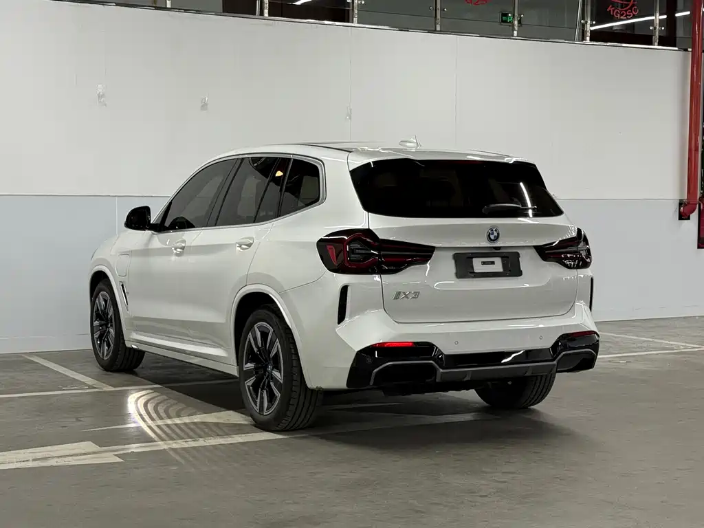BMW iX3 2024 leading model купить на сайте DeffCars
