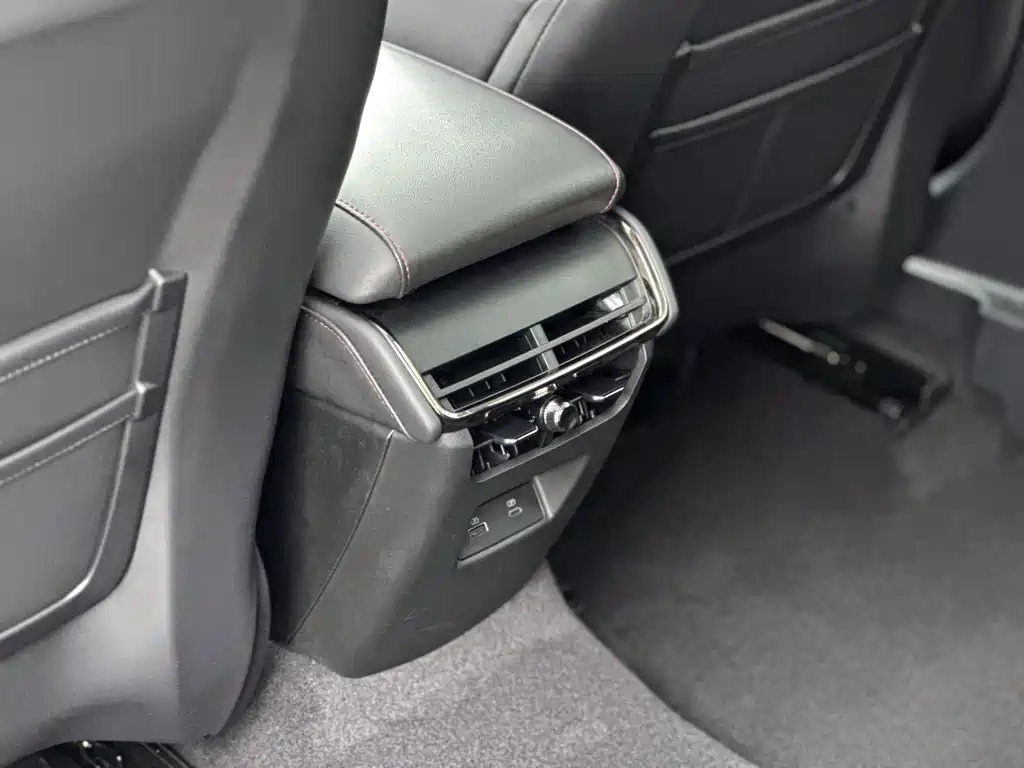 Mondeo 2022 EcoBoost 245 Luxury купить на сайте DeffCars