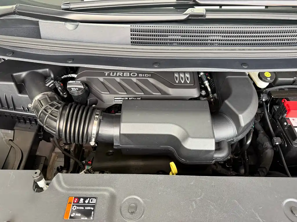 Century 2023 2.0T seven-seat premium model купить на сайте DeffCars