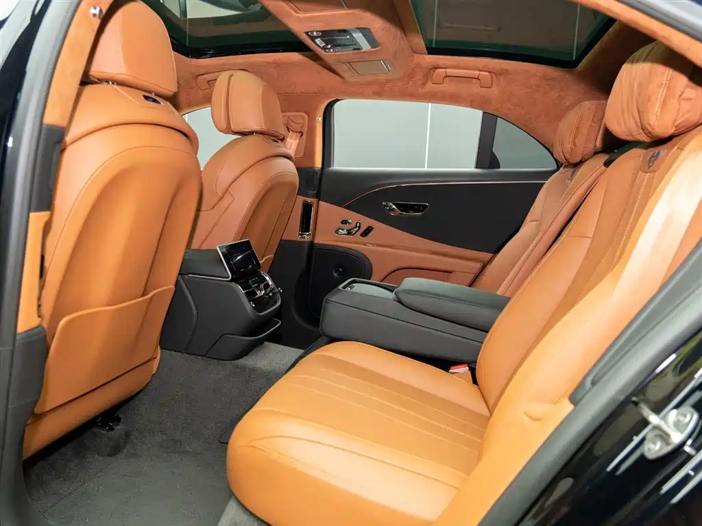 Flying Spur 2022 4.0T V8 Standard Edition купить на сайте DeffCars