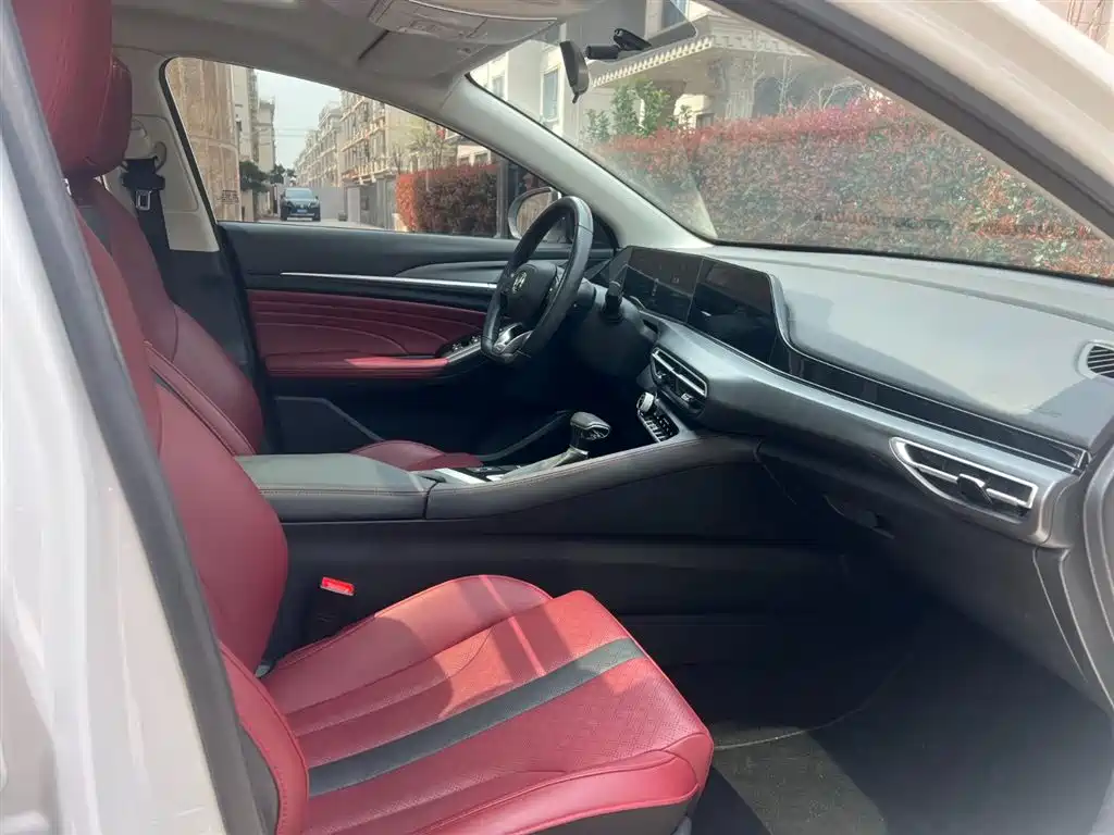 EADO 2022 PLUS Blue Whale NE 1.4T GDI DCT Ultimate Edition купить на сайте DeffCars