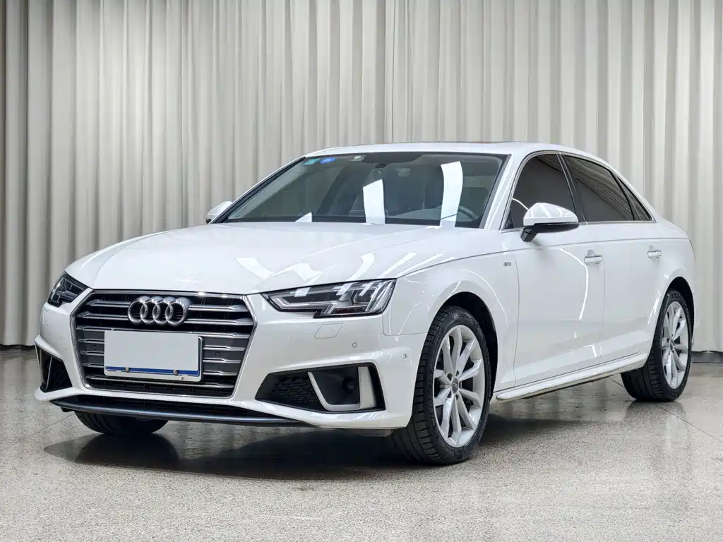 Audi A4L 2019 40 TFSI Fashion Type National VI купить на сайте DeffCars