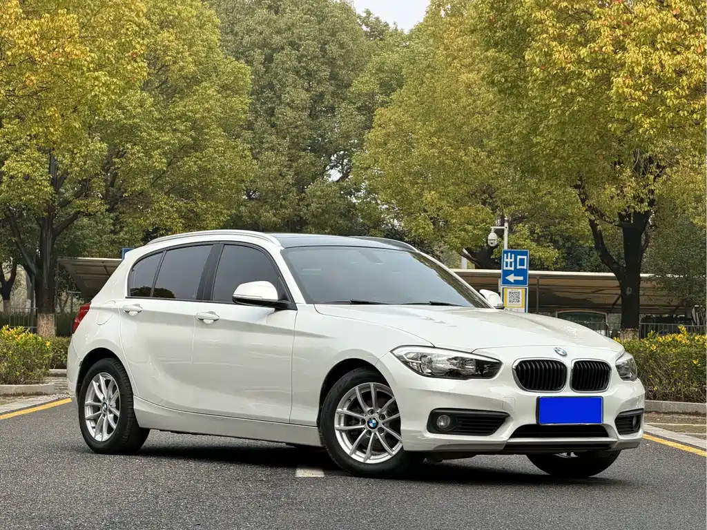 BMW 1 Series imported 2016 118i leading model купить на сайте DeffCars