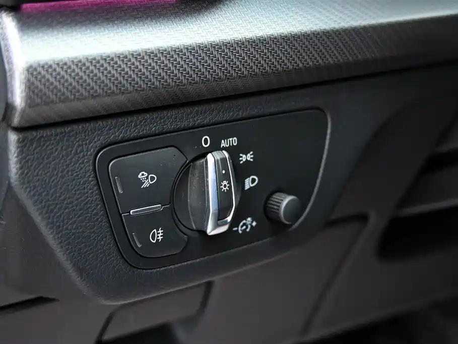Audi Q5L 2023 40T luxury and dynamic model купить на сайте DeffCars