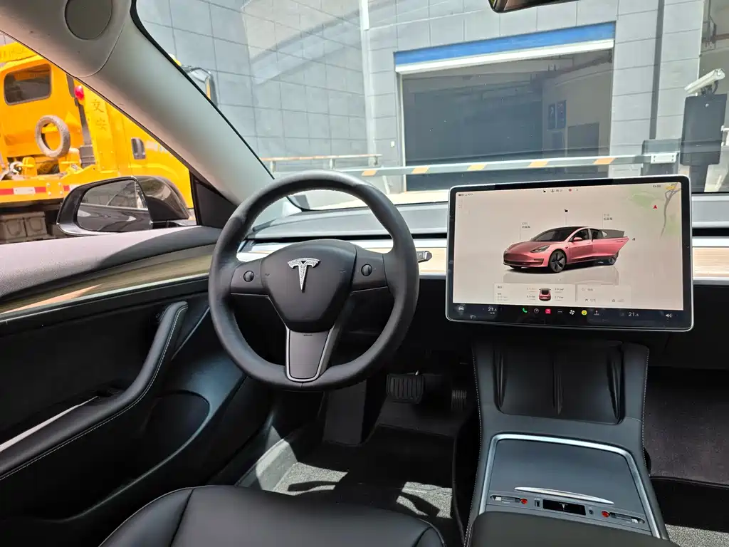 Model 3 2022 rear-wheel drive version купить на сайте DeffCars