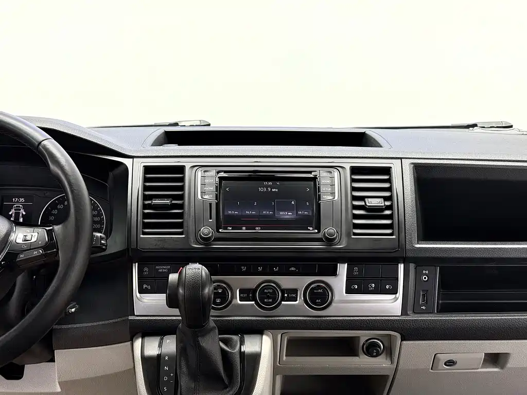 Kailuwei 2017 2.0TSI four-wheel drive luxury version 8 seats купить на сайте DeffCars