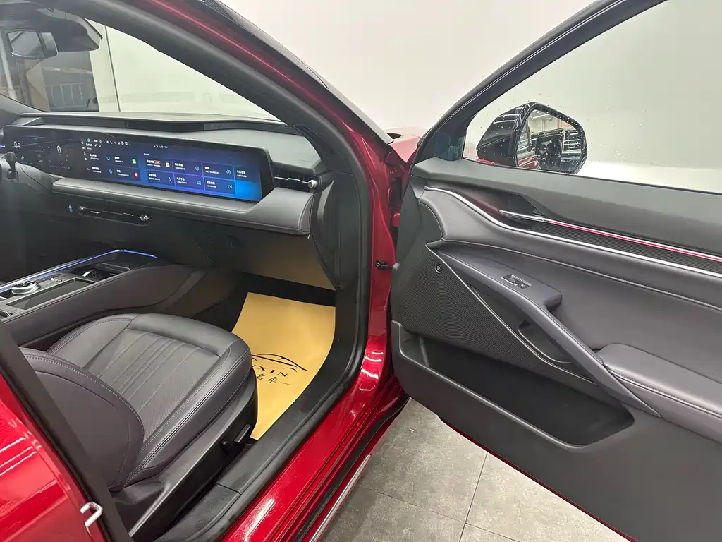 Mondeo 2025 2.0T EcoBoost Extreme купить на сайте DeffCars