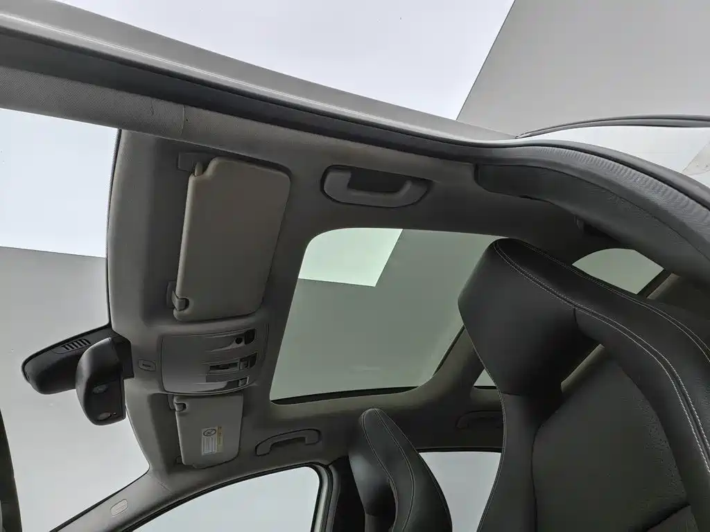 Mercedes-Benz GLA 2015 GLA 220 4MATIC luxury model купить на сайте DeffCars
