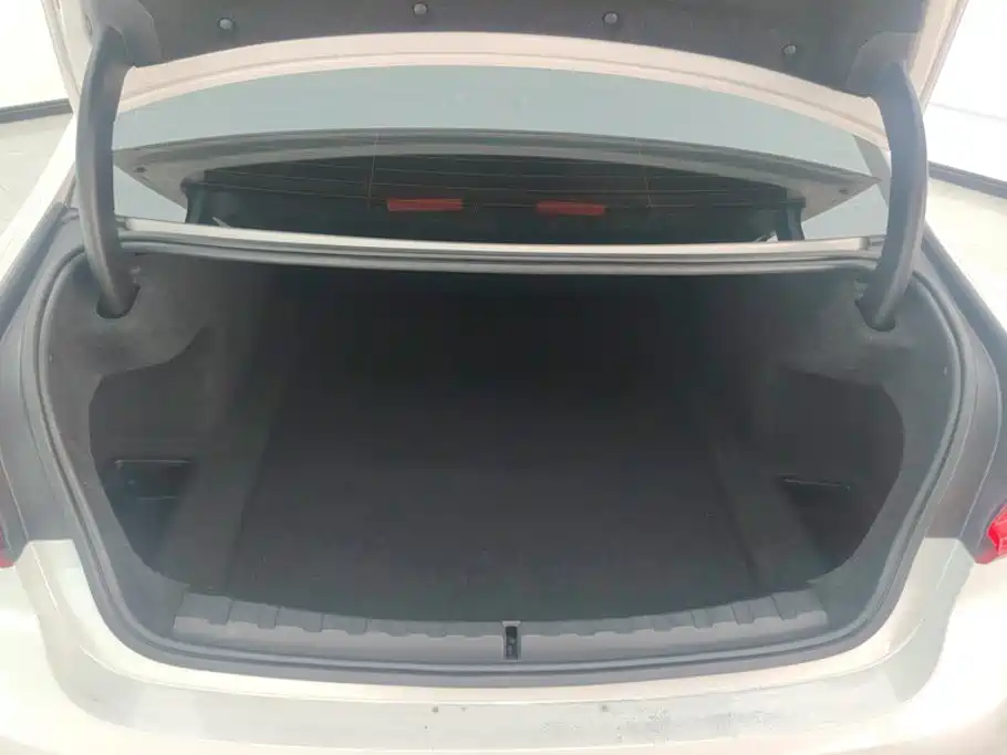 BMW 3 Series 2022 320i Sports Package купить на сайте DeffCars