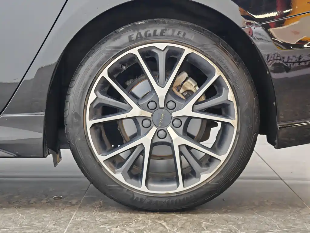 Lynk & Co 03 2021 1.5TD DCT Champion Edition купить на сайте DeffCars