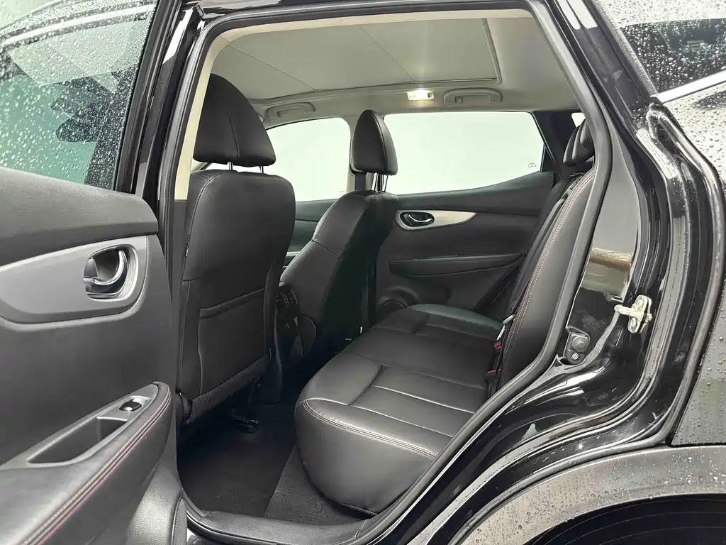 Qashqai 2022 2.0L CVT XV Prem Deluxe Edition купить на сайте DeffCars