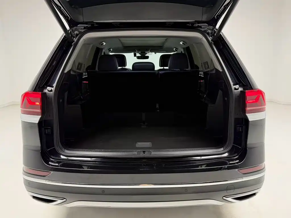 Touron 2024 380TSI four-wheel drive luxury version купить на сайте DeffCars