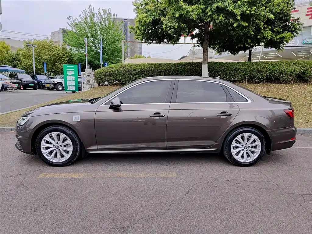 Audi A4L 2019 40 TFSI Enterprising National VI купить на сайте DeffCars