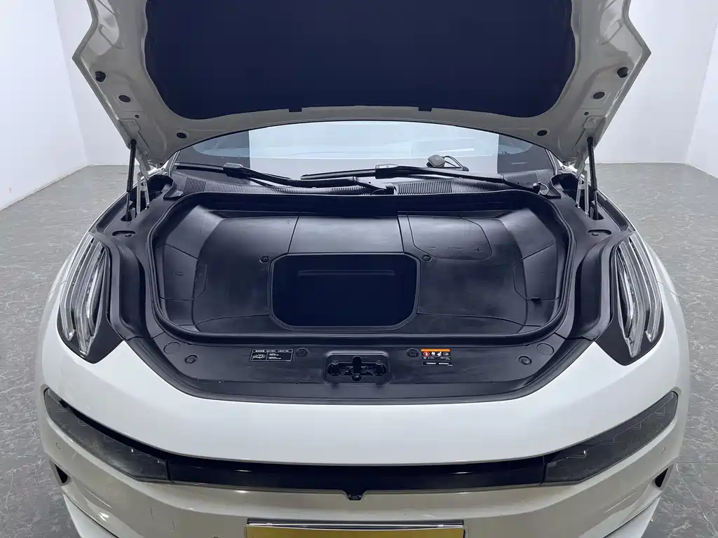 JiKrypton 001 2022 model long endurance dual motor WE version купить на сайте DeffCars