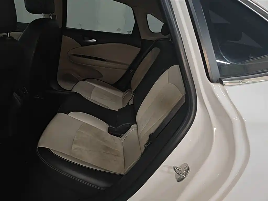 Weilan 2018 Sedan 15S Automatic Leading Type купить на сайте DeffCars