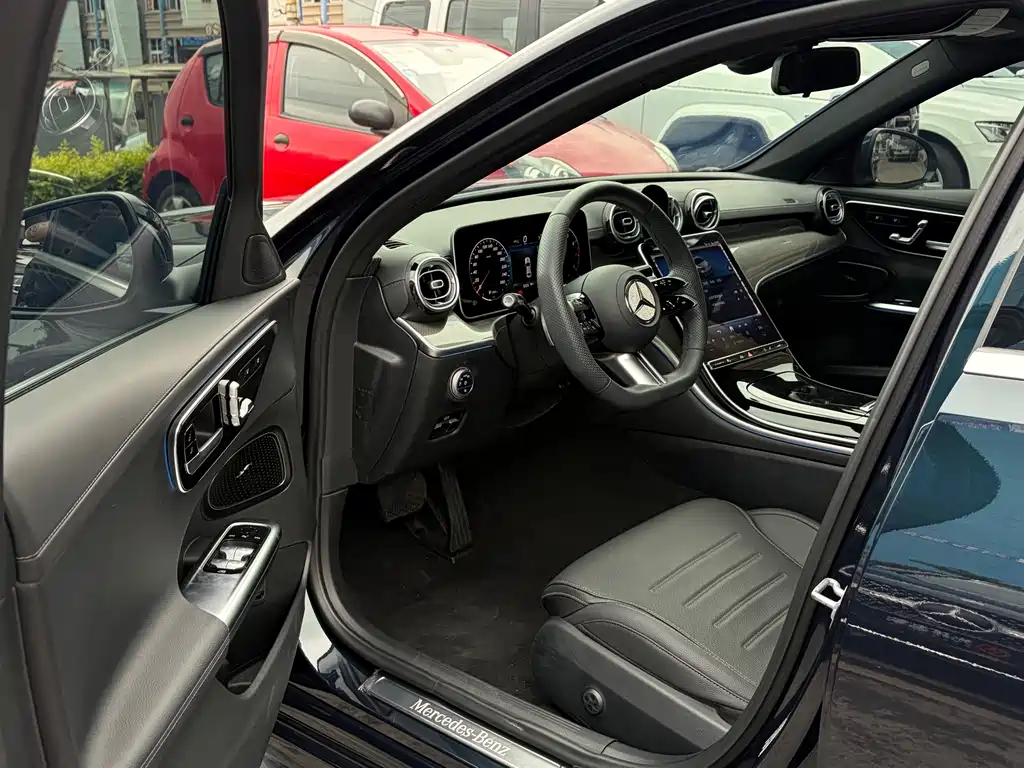 Mercedes-Benz C-Class 2024 facelift C 260 L sports version купить на сайте DeffCars