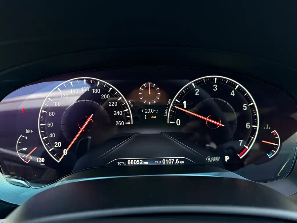 BMW 5 Series 2019 530Li Leading M Sports Package купить на сайте DeffCars