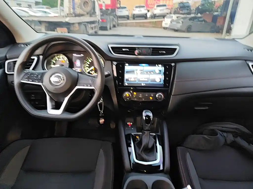 Qashqai 2019 2.0L CVT Smart Edition купить на сайте DeffCars