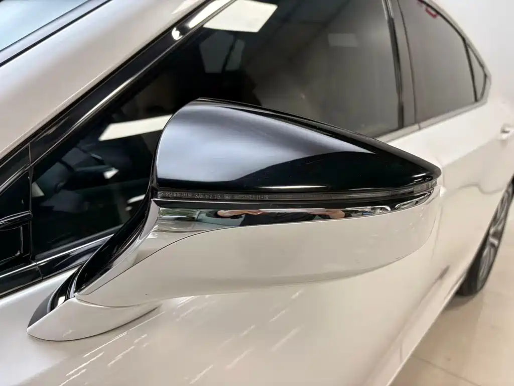 Lexus ES 2020 200 Excellence Edition купить на сайте DeffCars