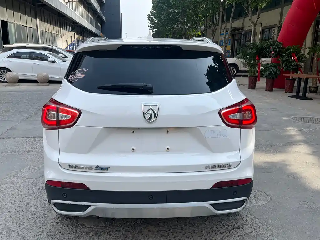 Baojun 510 2018 1.5L Automatic Anniversary Special Edition National V купить на сайте DeffCars