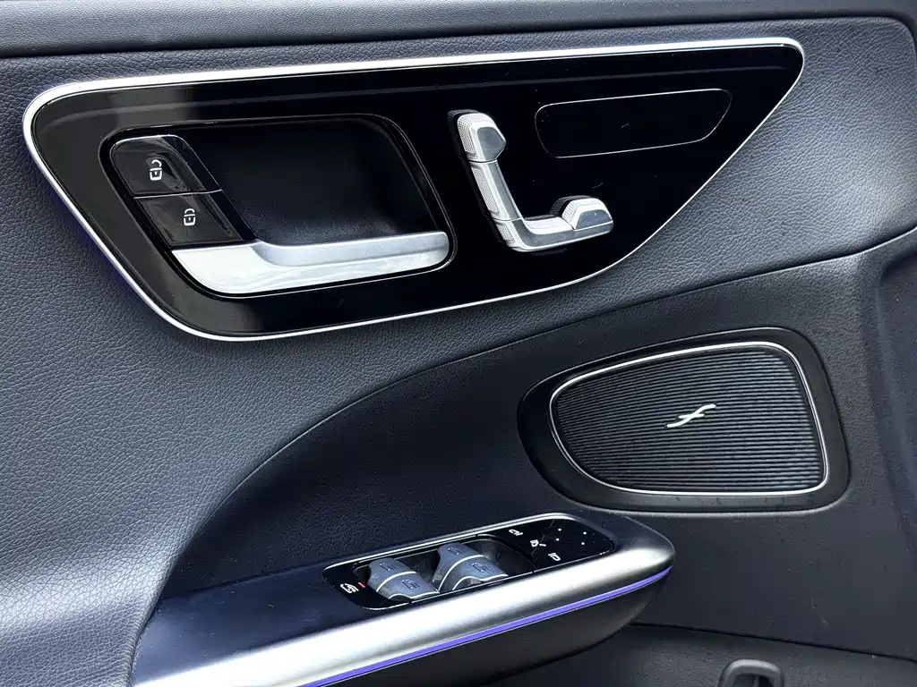 Mercedes-Benz C-Class 2024 facelift C 260 L sports version купить на сайте DeffCars