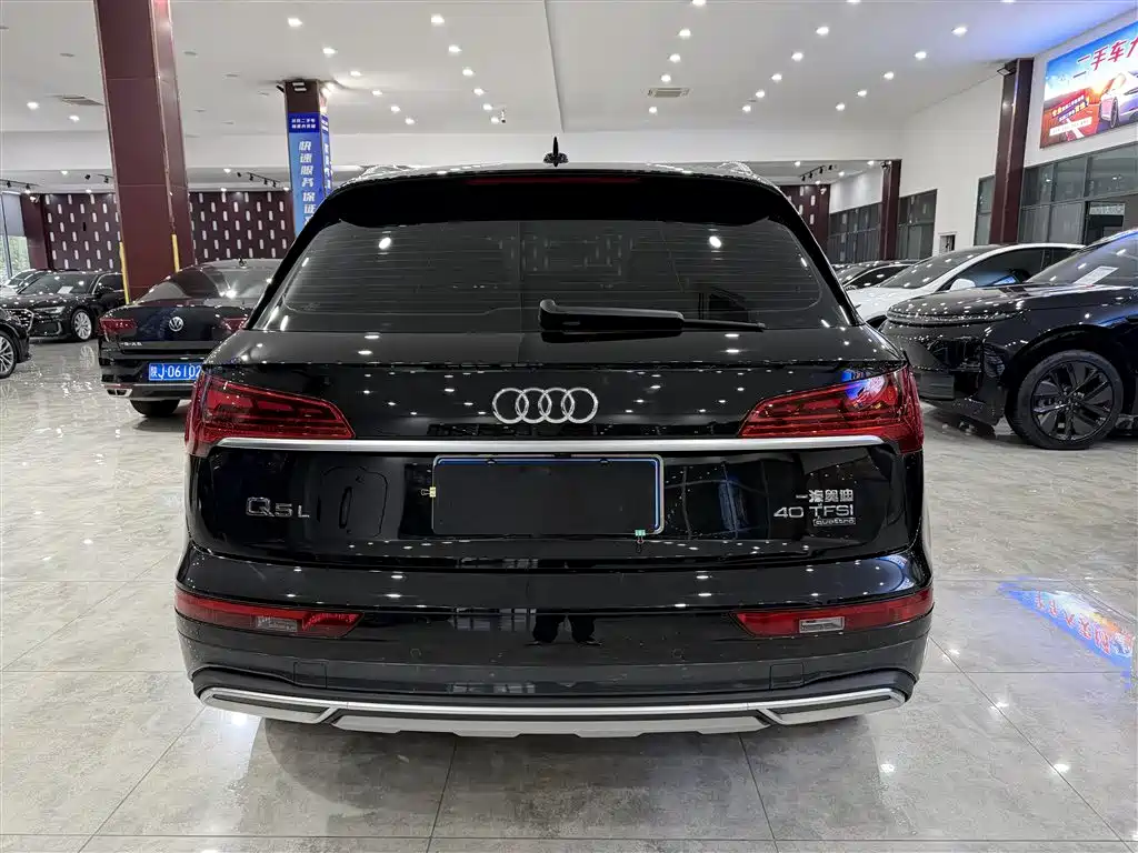Audi Q5L 2022 facelift 40T luxury and elegant model купить на сайте DeffCars