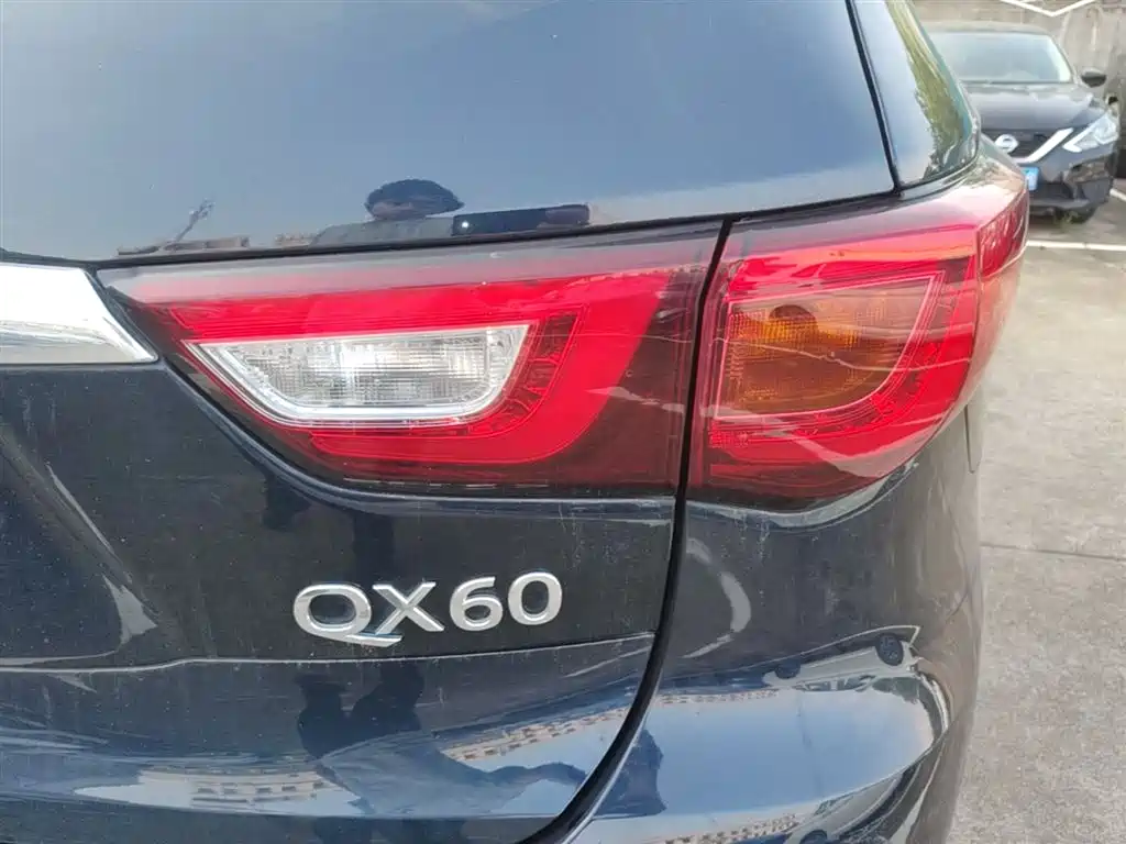 Infiniti QX60 imported 2020 2.5 S/C Hybrid two-wheel drive excellent version купить на сайте DeffCars