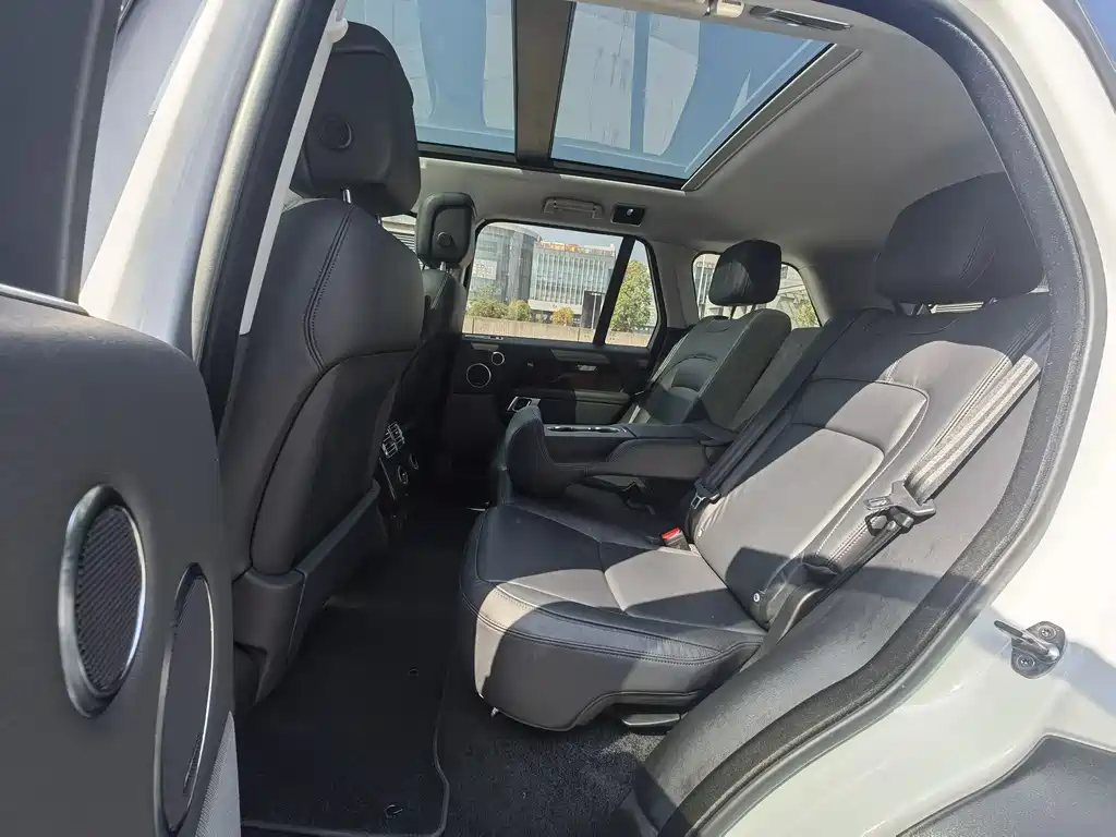 Range Rover 2022 3.0 L6 360PS Grand Edition купить на сайте DeffCars