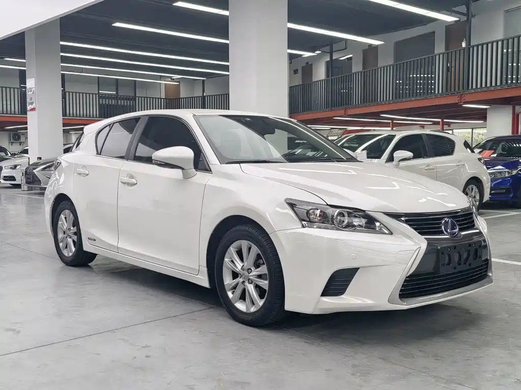 Lexus CT 2014 CT200h Elite Edition Monochrome купить на сайте DeffCars