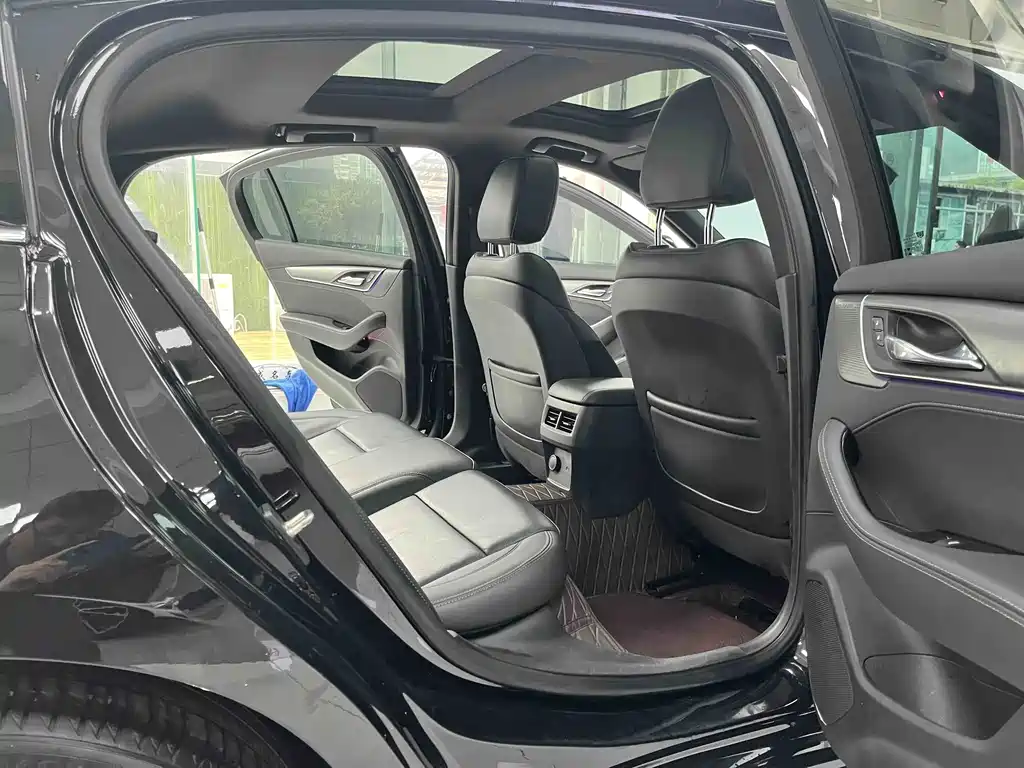 Cadillac CT5 2024 28T Luxury Pro купить на сайте DeffCars