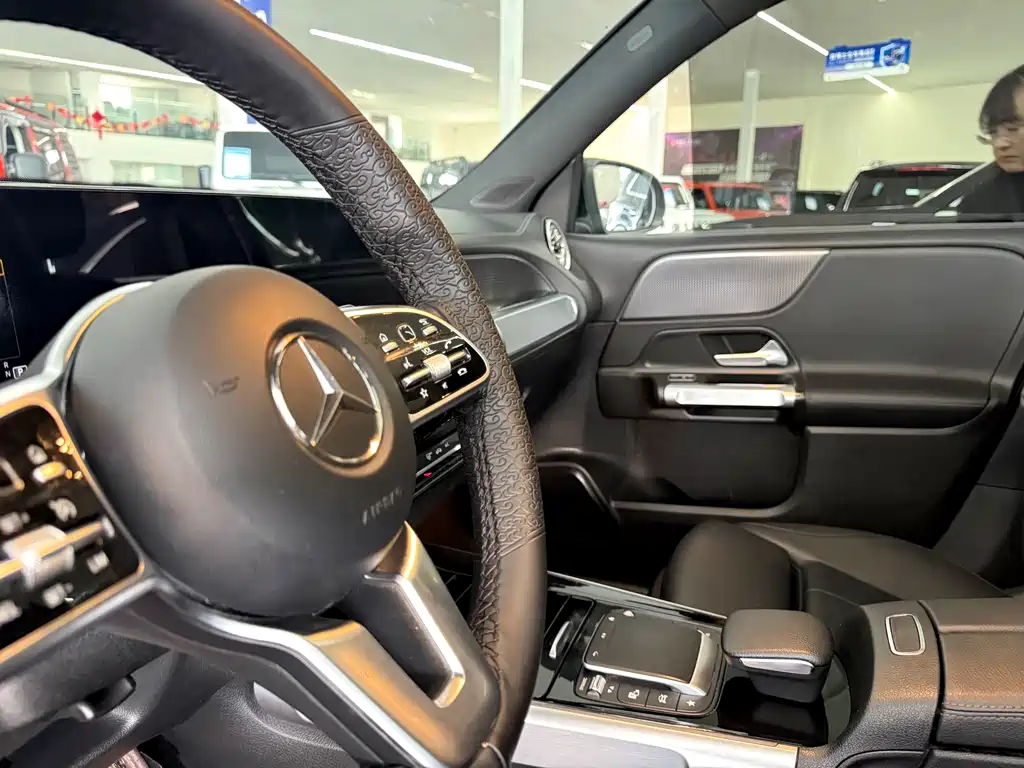 Mercedes-Benz GLB 2022 facelift GLB 200 fashion model купить на сайте DeffCars
