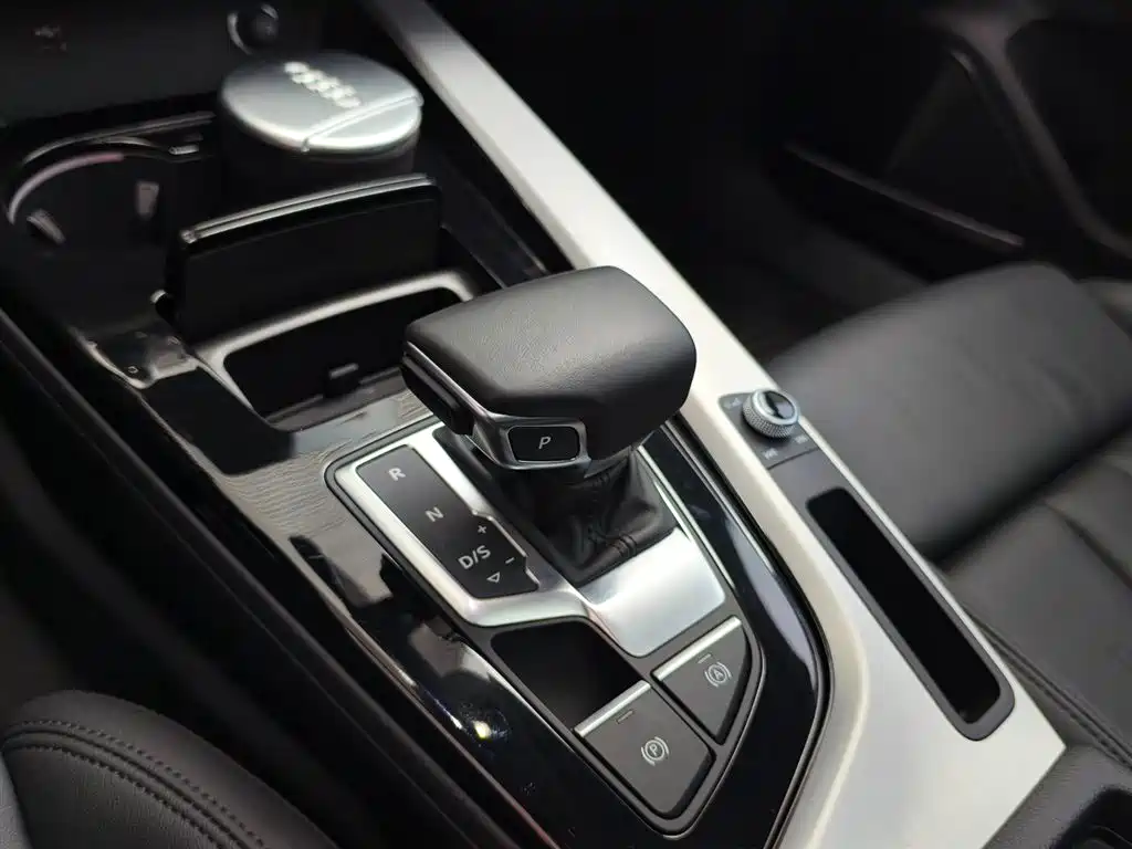 Audi A5 imported 2023 Sportback 40 TFSI quattro luxury and dynamic model купить на сайте DeffCars