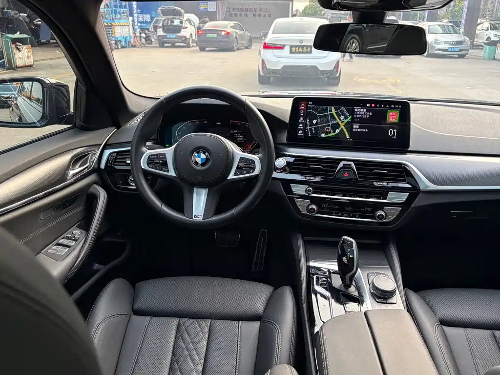 BMW 5 Series Imported 2021 525i M Sports Package купить на сайте DeffCars
