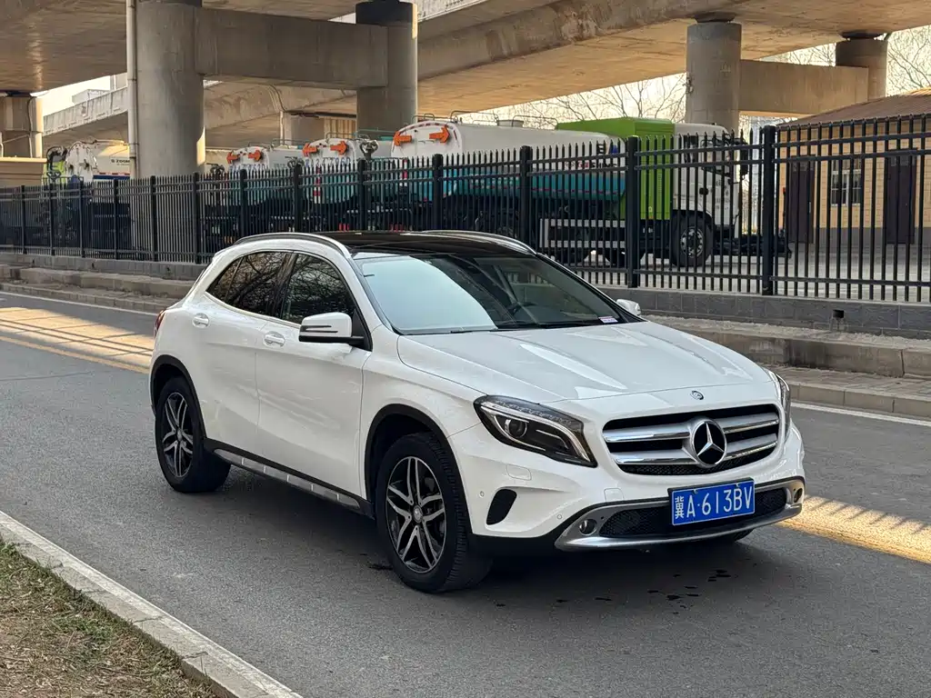 Mercedes-Benz GLA 2016 GLA 200 Fashion Model купить на сайте DeffCars