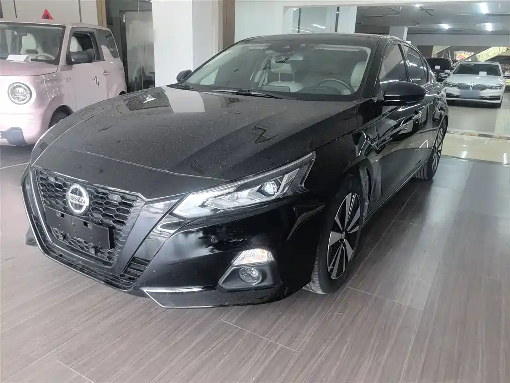 Teana 2021 2.0L XL Upper AD1 Smart Travel Navigation Edition купить на сайте DeffCars
