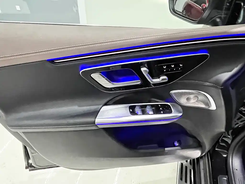 Mercedes-Benz EQE SUV 2024 500 4MATIC Luxury Edition купить на сайте DeffCars