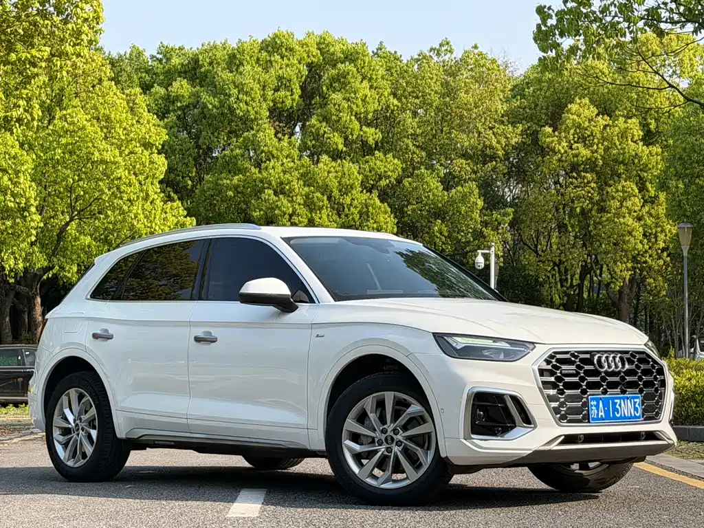 Audi Q5L 2022 40T luxury and dynamic model купить на сайте DeffCars