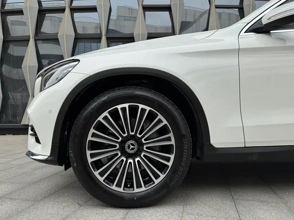 Mercedes-Benz GLC 2019 GLC 260 4MATIC Dynamic купить на сайте DeffCars