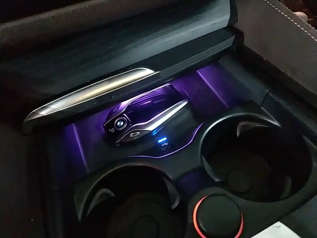 BMW 5 Series New Energy 2021 535Le M Sports Package купить на сайте DeffCars