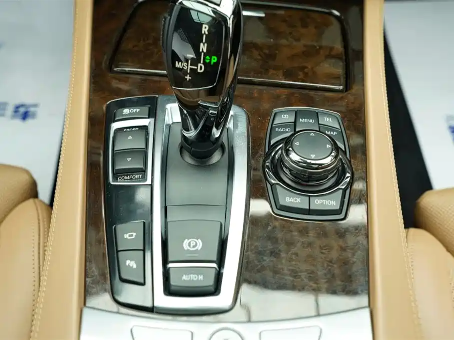 BMW 7 Series 2010 760Li купить на сайте DeffCars