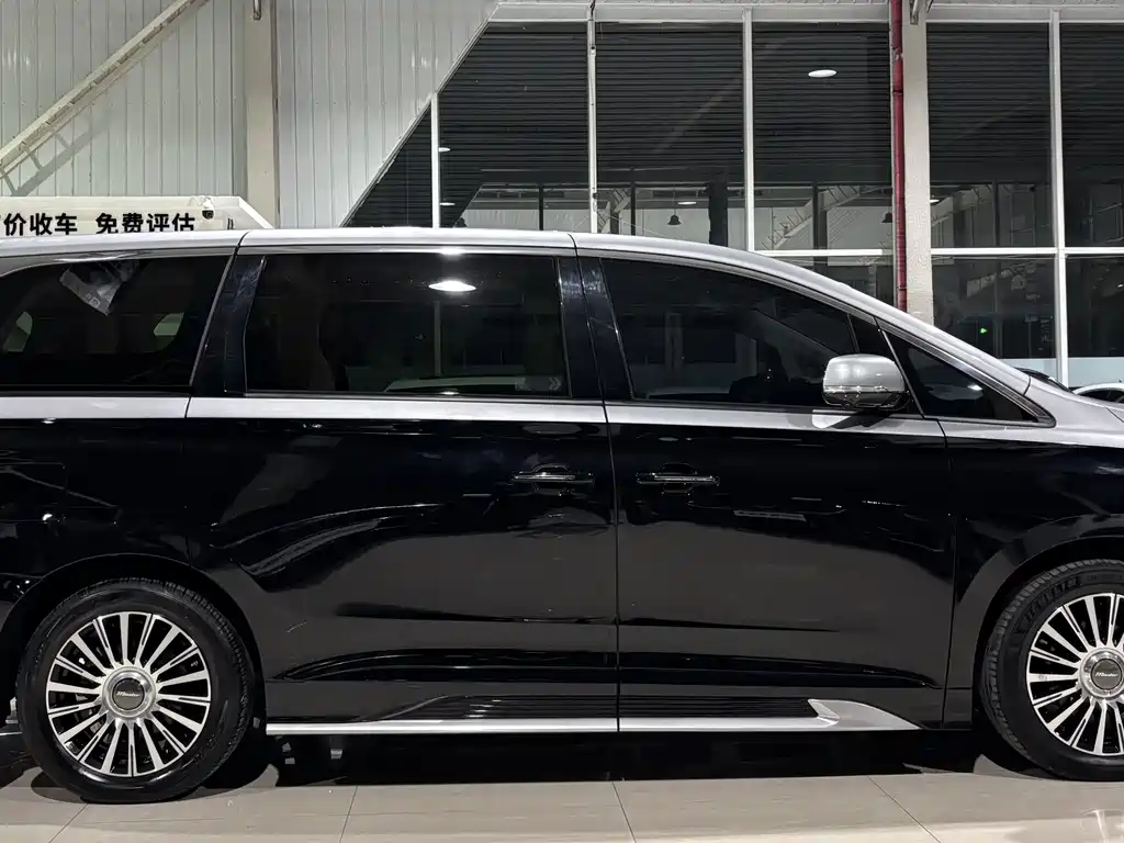 Trumpchi M8 2021 Master Series 390T Four-Seater Honor Edition купить на сайте DeffCars
