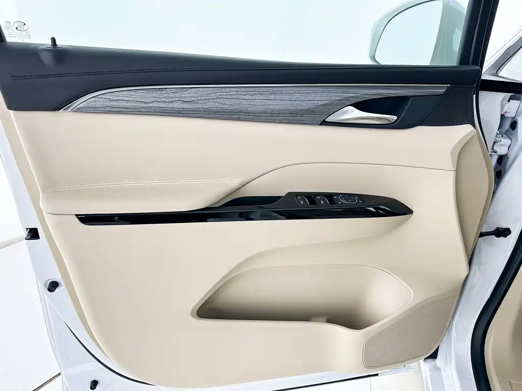 Buick GL8 New Energy 2025 Lu Shang First Edition 7 seats купить на сайте DeffCars