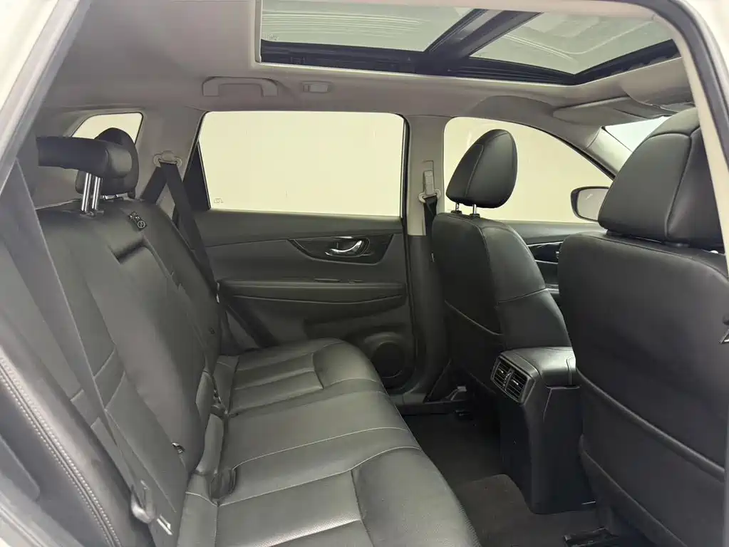 X-Trail 2022 2.0L 2WD Intelligent Comfort Edition купить на сайте DeffCars