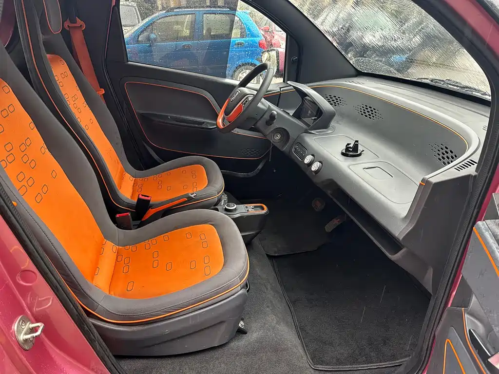 Baojun E100 2019 250KM Smart Travel Edition купить на сайте DeffCars