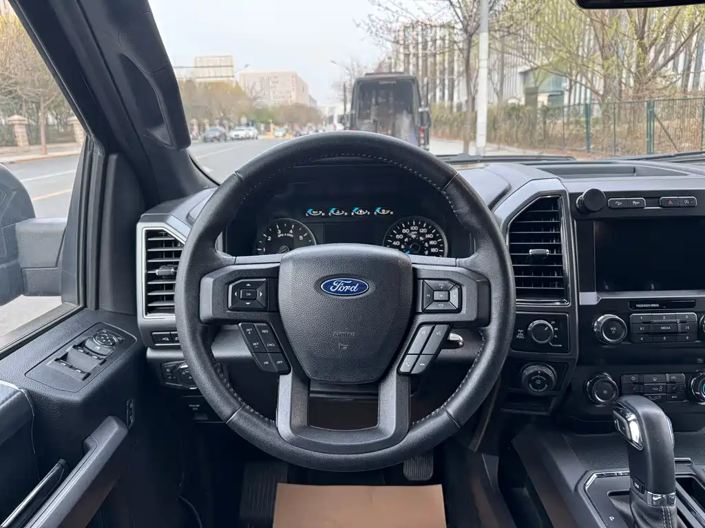 Ford F-150 2019 3.5T automatic купить на сайте DeffCars