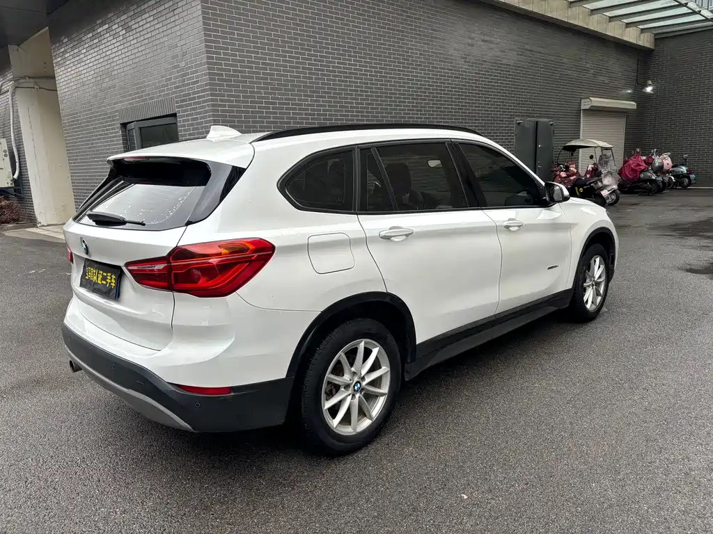 BMW X1 2018 sDrive18Li Fashion Model купить на сайте DeffCars